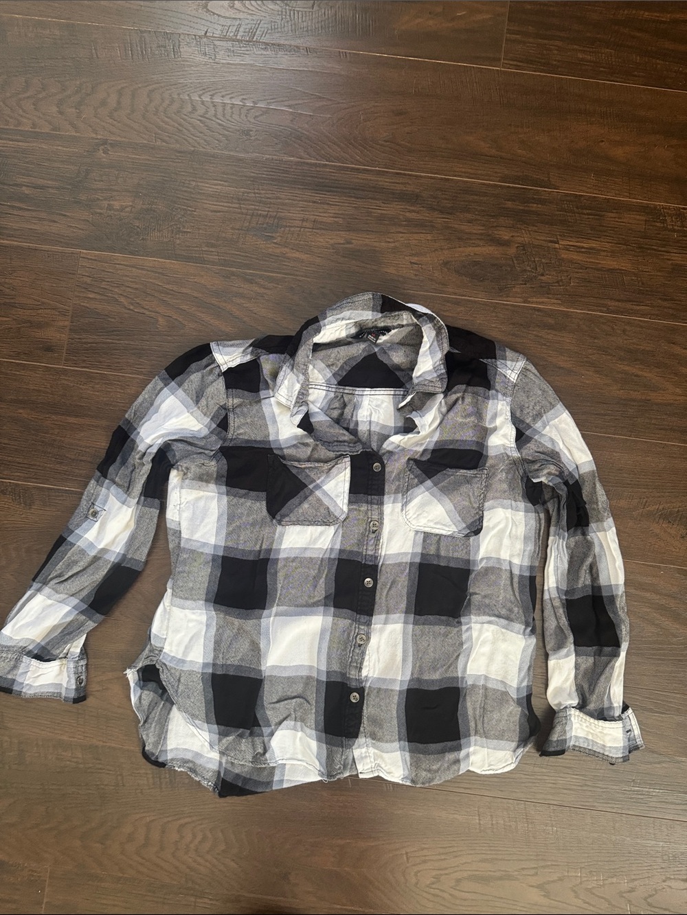 Rock & Republic Black and White Plaid Button-Down Shirt